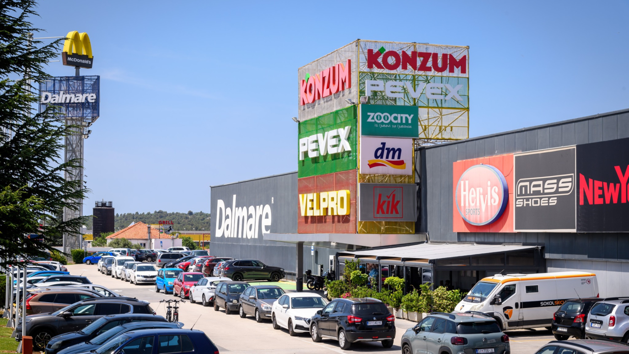 Još jedan Plavi utorak: Sjajni popusti očekuju vas u Dalmare shopping centru