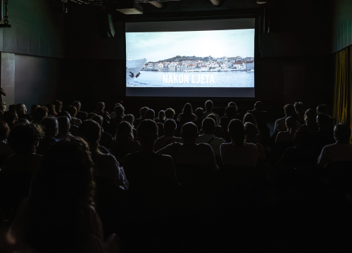 Fotografija 4 - Novi film oskarovca Denisa Tanovića sniman na Prviću: 'Filma ne bi bilo bez ljudi s otoka koji su toliko pomogli'