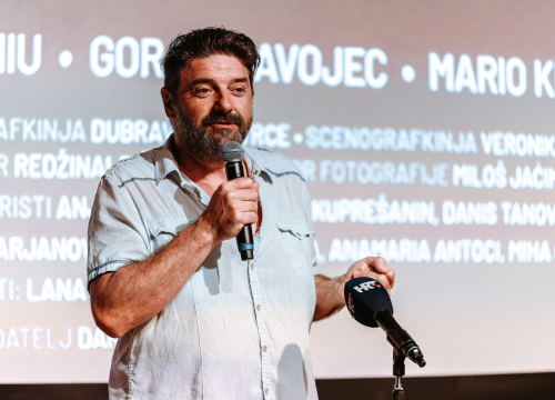 Fotografija 20 - Novi film oskarovca Denisa Tanovića sniman na Prviću: 'Filma ne bi bilo bez ljudi s otoka koji su toliko pomogli'