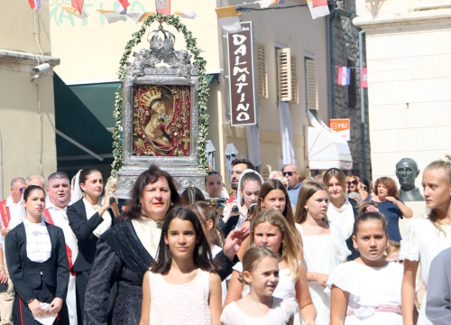 Skradinjani danas proslavili blagdan Male Gospe