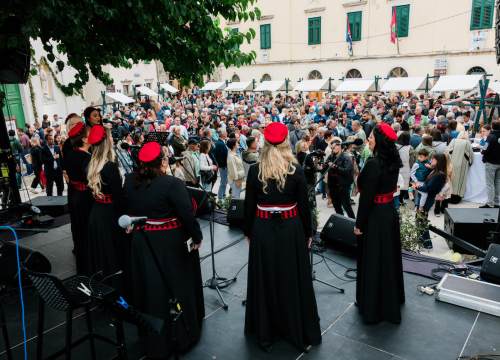 Fotografija 4 - 1. Skradinski festival rižota oduševio, tražila se porcija više