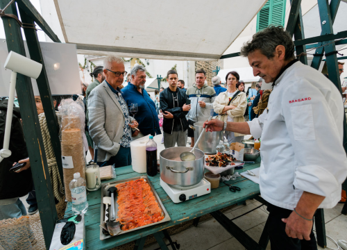 Fotografija 6 - 1. Skradinski festival rižota oduševio, tražila se porcija više