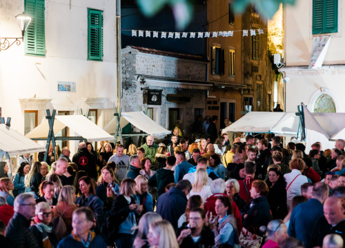 Fotografija 14 - 1. Skradinski festival rižota oduševio, tražila se porcija više