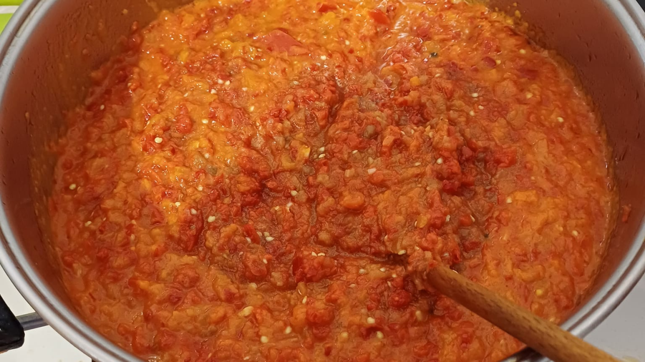 Uz odličan recept i detaljan opis pripreme, napravite najbolji domaći ajvar ove jeseni