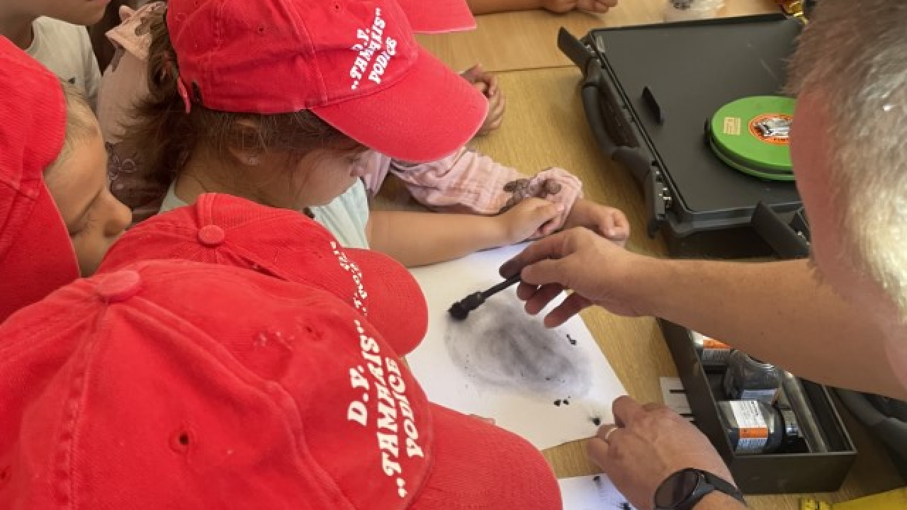 Edukativni susret policajaca i predškolaca DV Tamaris u Vodicama