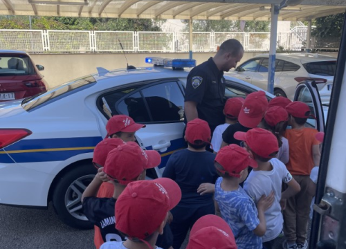 Fotografija 9 - Edukativni susret policajaca i predškolaca DV Tamaris u Vodicama