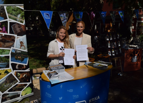 Fotografija 7 - Ispred Azimuta obilježen Svjetski dan životinja