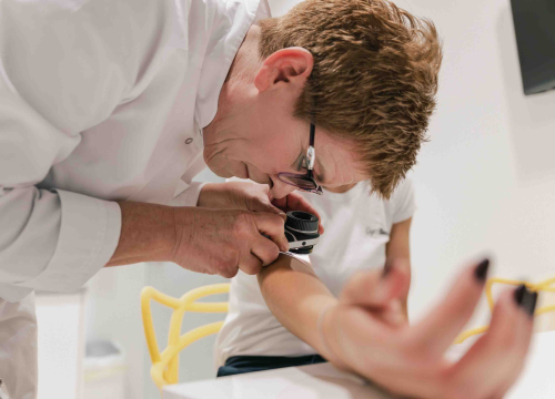 Fotografija 2 - Obnovite svoju kožu vrhunskim dermatološkim tretmanima Poliklinike Krešimir