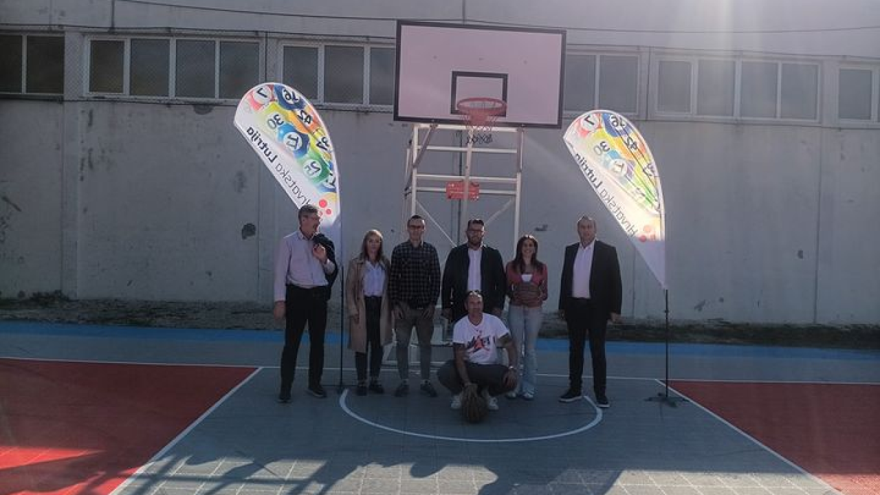 Oklaj dobio novo Streetball igralište