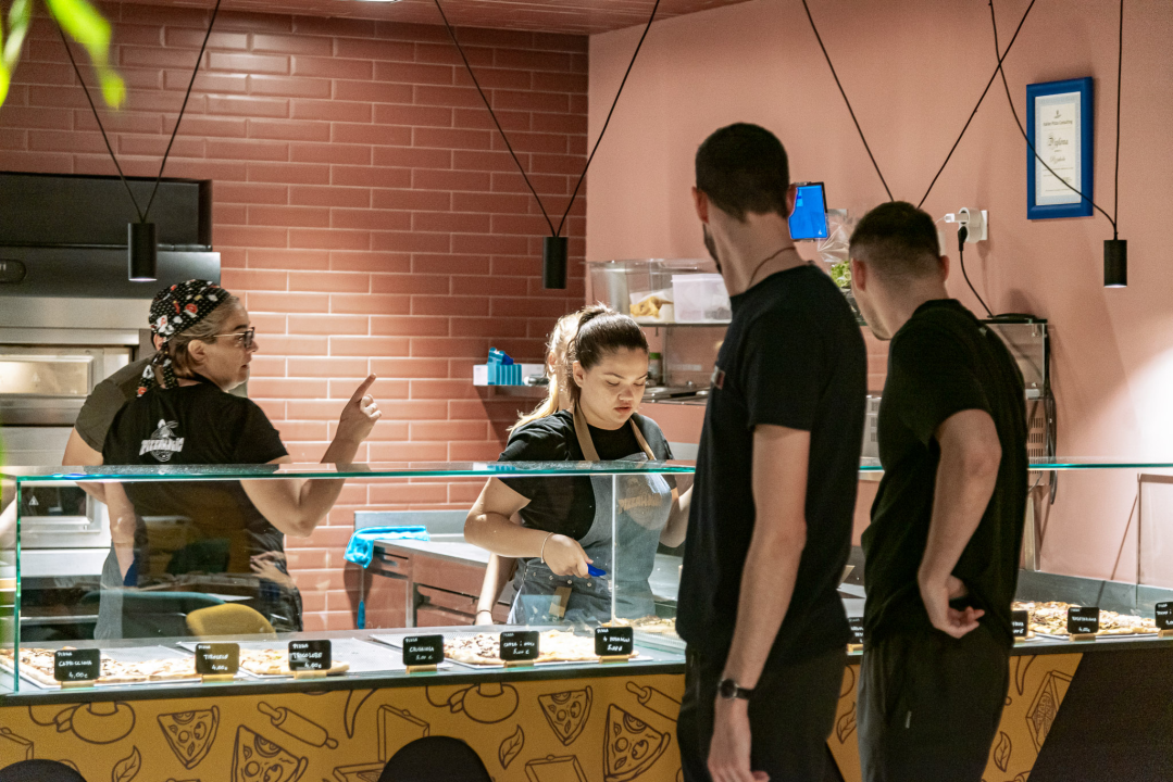 Pizzaholic: Jeste li probali pinsu?!