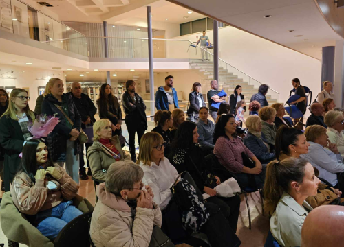 Fotografija 3 - Maja Gulin predstavila drugu zbirku poezije