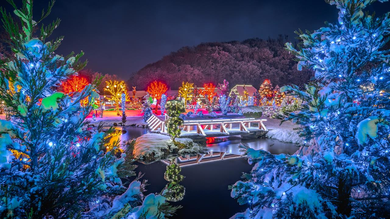 Imanje Salaj uskoro će pet i pol milijuna lampica transformirati u magičnu božićnu priču