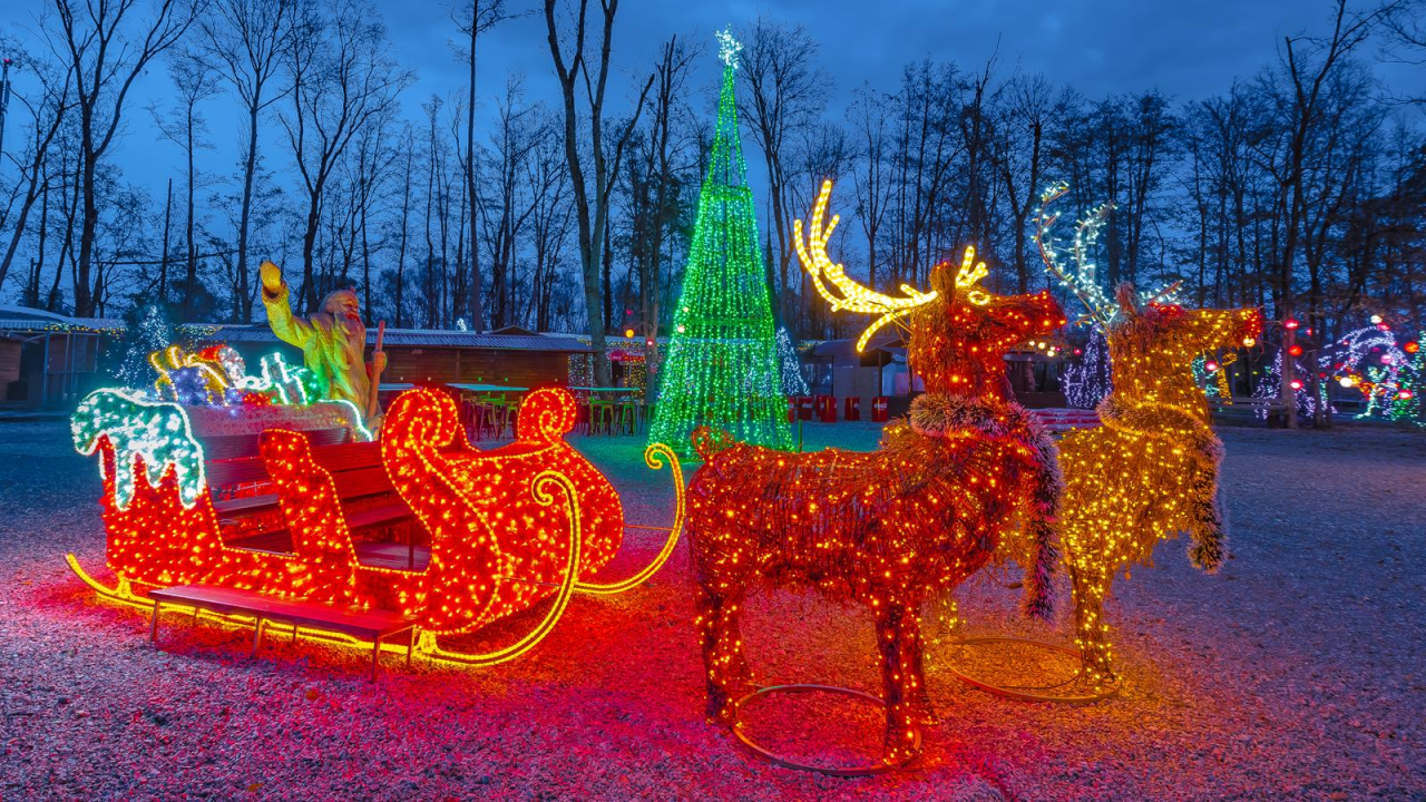 Imanje Salaj uskoro će pet i pol milijuna lampica transformirati u magičnu božićnu priču