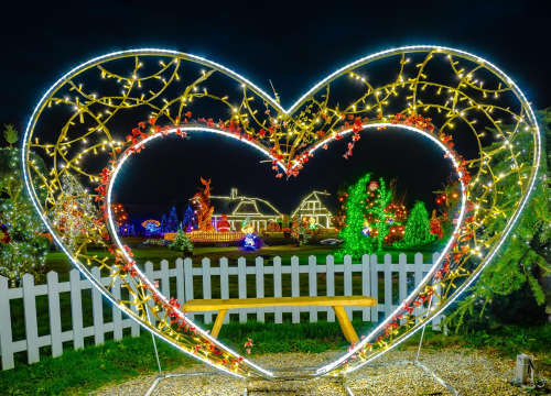 Fotografija 12 - Imanje Salaj uskoro će pet i pol milijuna lampica transformirati u magičnu božićnu priču
