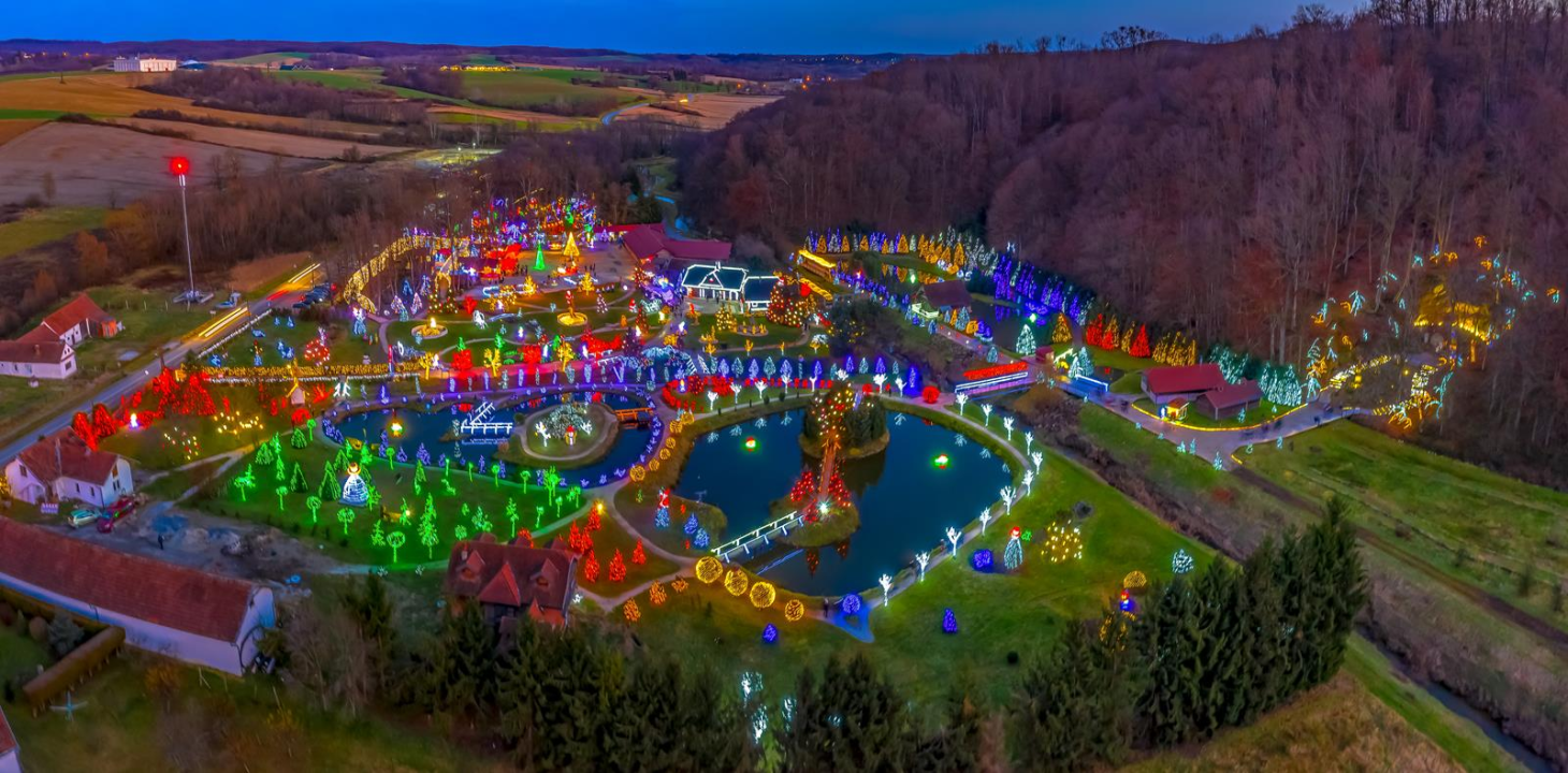 Imanje Salaj uskoro će pet i pol milijuna lampica transformirati u magičnu božićnu priču