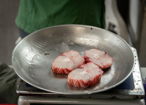 Fotografija 18 - Svakodnevica šibenske peškarije: Uobičajena ponuda, uobičajeno prigovaranje