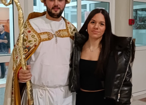 Fotografija 10 - Sveti Nikola i Krampus posjetili učenike i djelatnike Medicinske škole