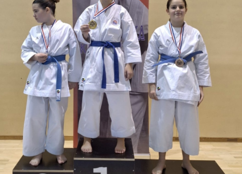 Fotografija 9 - Karataši Osvita uzeli 13 medalja na turniru Dalmatinske lige i šest naslova ukupnih pobjednika natjecanja