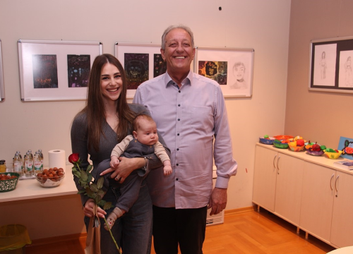 Fotografija 17 - Babyboom u Vodicama: Ove godine 90 novorođenih, gradonačelnik poklonio eure i prigodne darove