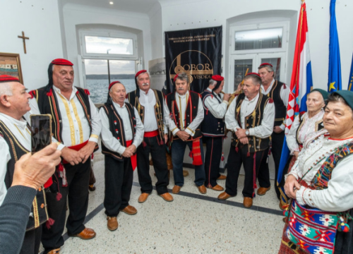 Iz srca Zagore: Jedinstveno blago Dalmacije od sela Visoka kod Unešića do Kaštela