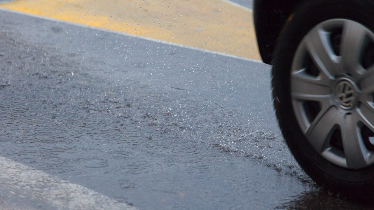 HAK: U Gorskom kotaru i Lici i dalje pada snijeg, ali autoceste su otvorene