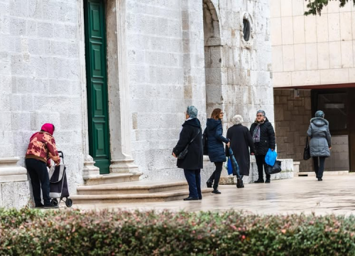 Policija pronašla muškarca (56)  koji je prošlog tjedna ukrao milodare i razbio kip u crkvi Gospe vanka Grada