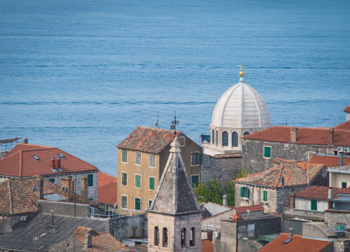 Šibenska božićna bajka pogledom Hrvatske enciklopedije