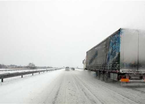 Olujni vjetar u priobalju, snijeg u Gorskom kotaru, Lici i Slavoniji