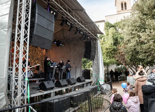 Fotografija 31 - Top Show Band Cabaret zagrijava Šibenčane u parku