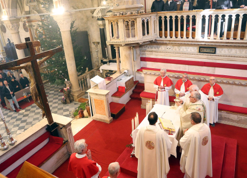 Fotografija 9 - Šibenski biskup Tomislav Rogić predvodio novogodišnje svečano misno slavlje