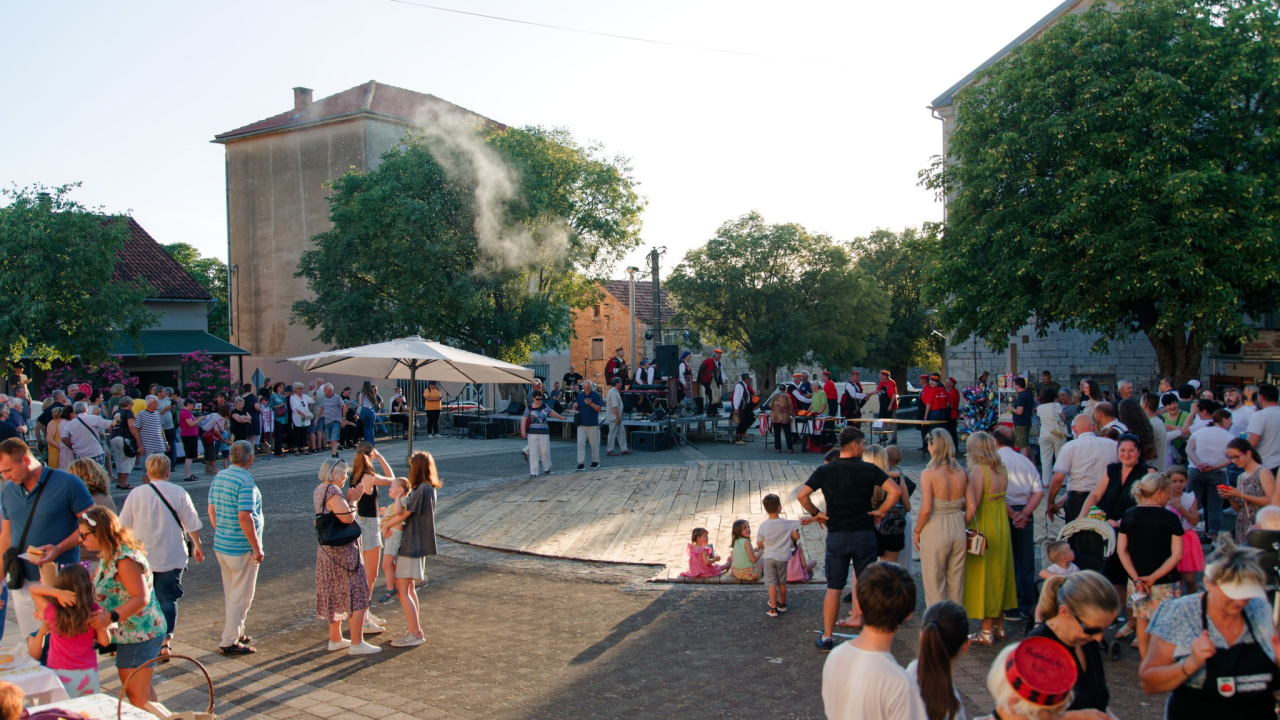 Općina Promina provodi anketu zainteresiranih za stambeno zbrinjavanje