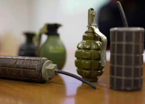 U protekla dva dana policiji predana ručna bomba i protutenkovska streljiva