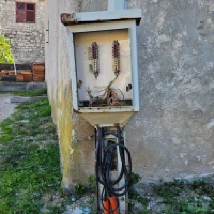 Bačići godinu dana bez interneta: ‘Kod nas će nas prije udariti grom nego doći operater’