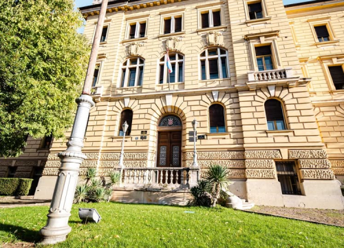 Muškarac (58) lažno prijavio policajce u Rogoznici za krađu kamena. Zaradio kaznenu prijavu