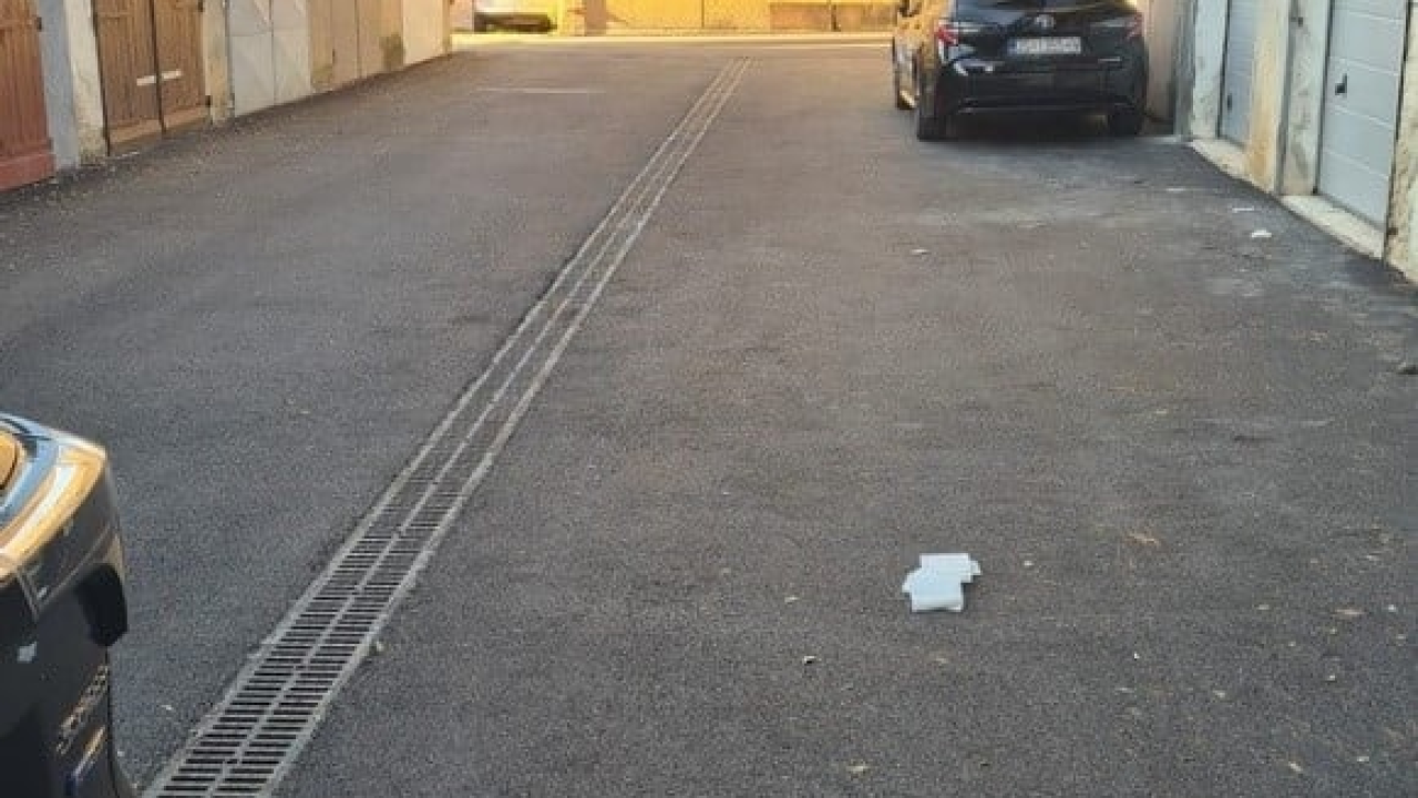 Do kraja tjedna bit će gotov novouređen kolnik u Ulici Slobodana Macure