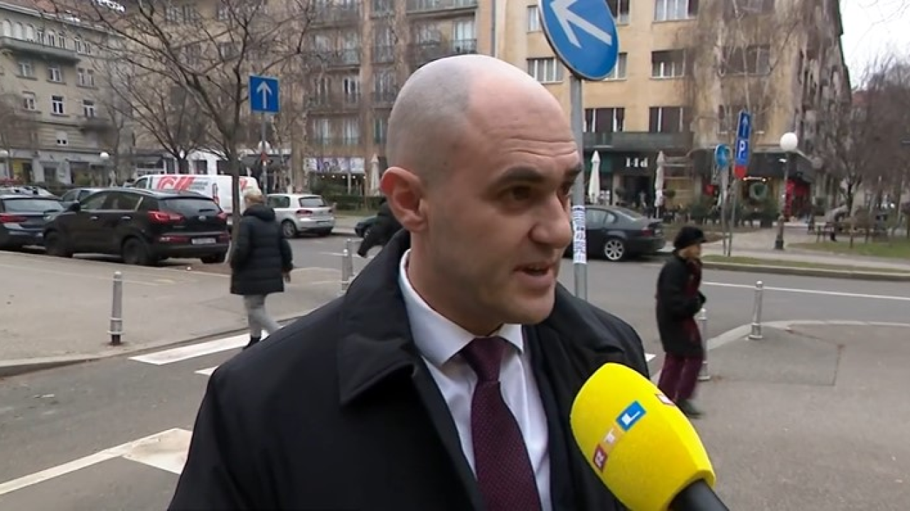 Dabro postavio uvjet Vladi: 'Ako ne smijenite Dujića do petka, moju potporu nemate'