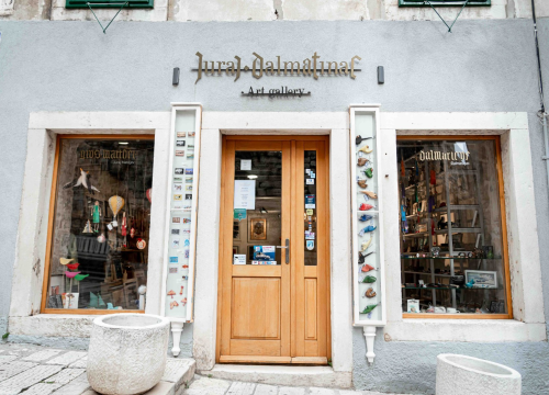 Fotografija 20 - FOTO Valentinovo u Galeriji Juraj Dalmatinac: Pronađite savršen poklon za voljenu osobu