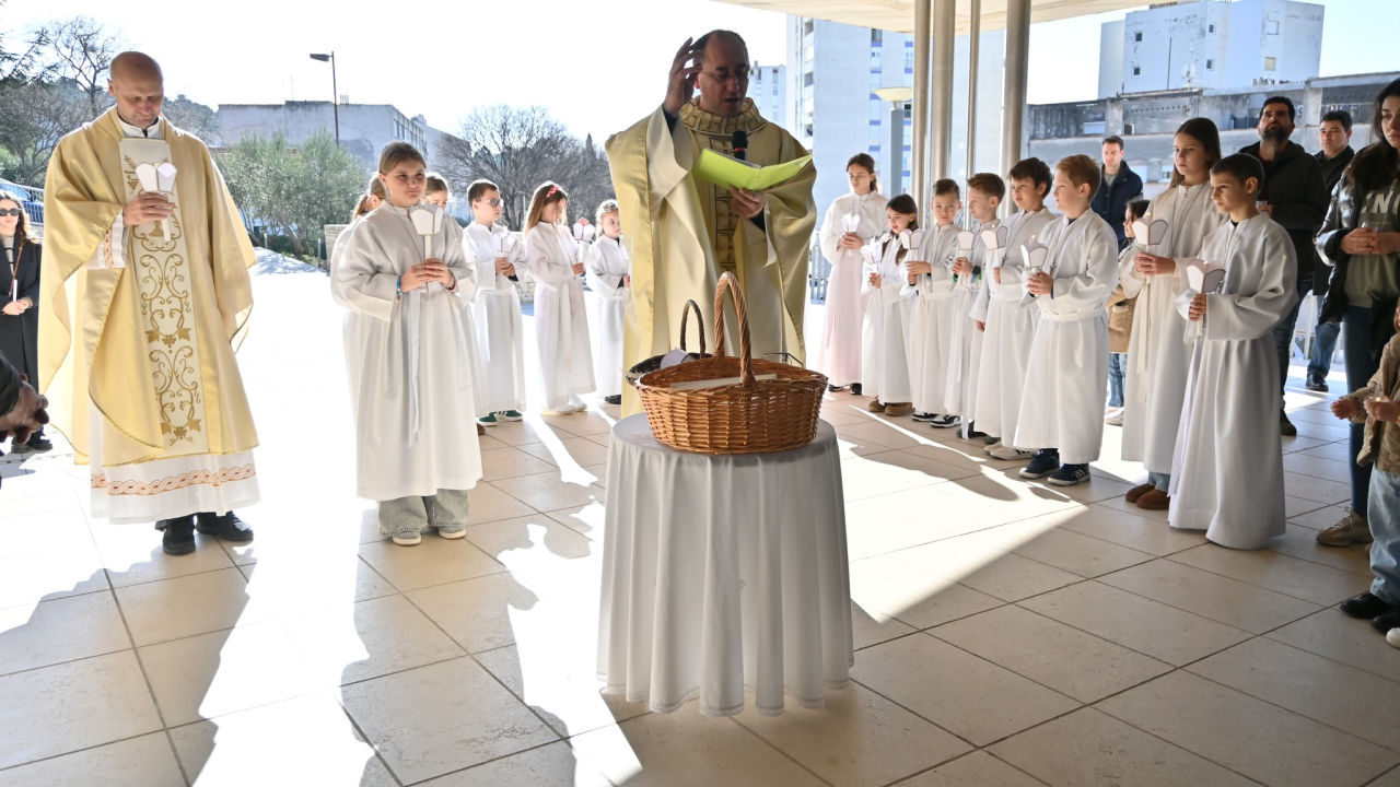 Na Šubićevcu proslavljena Svijećnice, propovijedao misionar iz Ugande