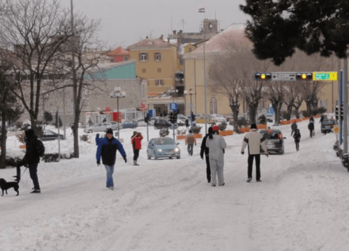 Fotografija 1 - Snijeg u Šibeniku 2012. godine