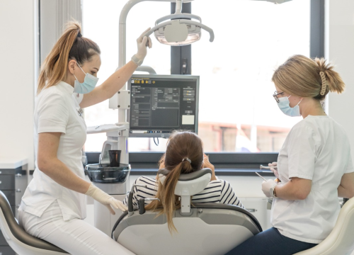 Fotografija 8 - FOTO Saznajte sve o prozirnim aparatićima na Danima otvorenih vrata Dental centra Dubravica!