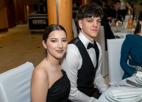 Fotografija 4 - Zavirite na maturalni ples šibenske Ekonomske škole (3)