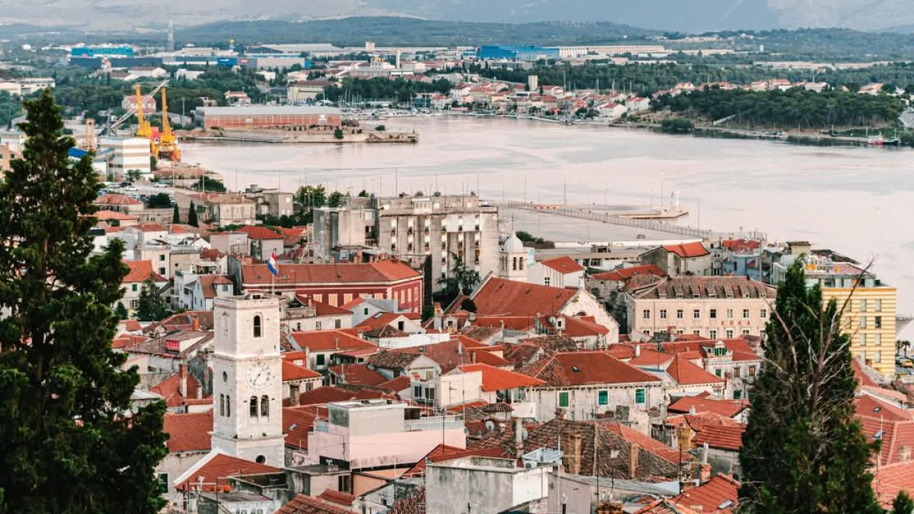 Burić najavio da Šibenik neće dizati paušale i da će ukinuti porez na potrošnju