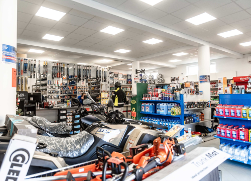 Fotografija 6 - Valentinovo u Auto-Timu: Iskoristite akcije na alat, pneumatike, kacige i ostali asortiman!