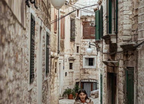 Fotografija 18 - Gorica zimi: U starom šibenskom kvartu 'nema pasa', ali nađe se poneka mačka