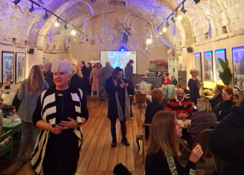 Fotografija 9 - Stoljeće mini suknje: Otvorena izložba fotografija šibenskih modnih revolucionarki