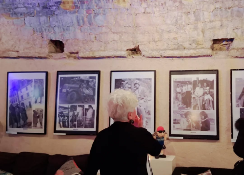 Fotografija 5 - Stoljeće mini suknje: Otvorena izložba fotografija šibenskih modnih revolucionarki