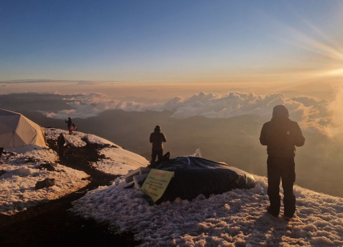 Fotografija 5 - Povodom 30. obljetnice kluba Mihovilci osvajali vrhove Ekvadora