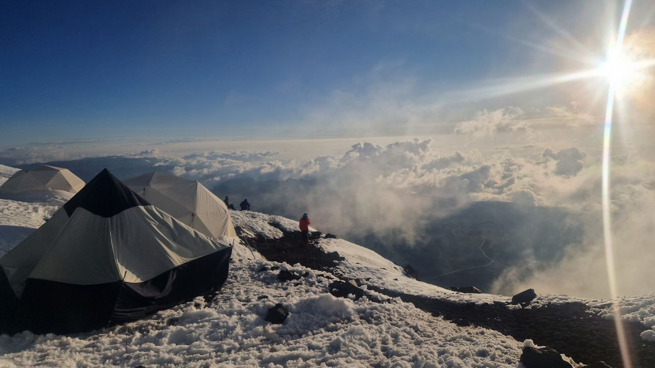 Povodom 30. obljetnice kluba šibenski planinari osvajali vrhove Ekvadora