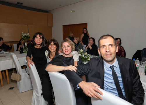 Fotografija 72 - Zavirite na maturalni ples šibenske Medicinske škole (2)