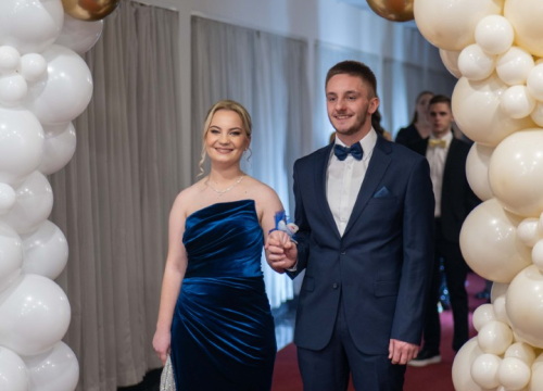 Fotografija 13 - Zavirite na maturalni ples šibenske Medicinske škole (1)